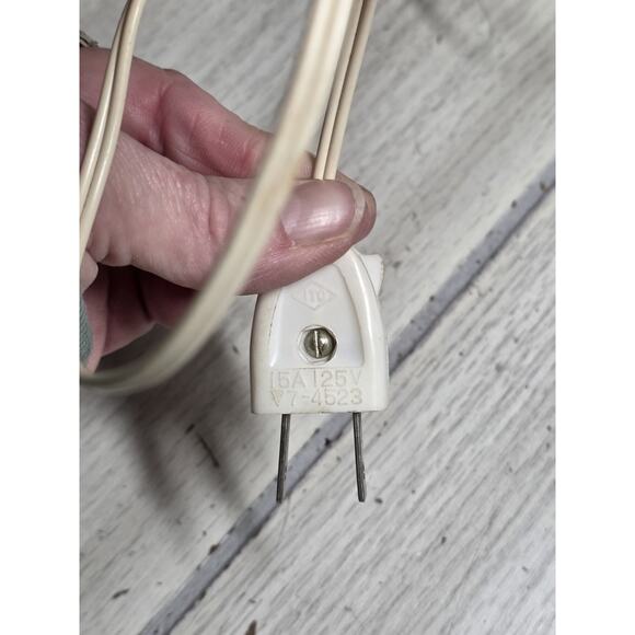 Vtg Blue & White Floral Embossed Virgin Mary Night Light Religious Japan Bible - Picture 7 of 12